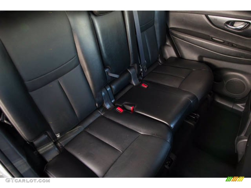 2017 Nissan Rogue SL Rear Seat Photo #139403691