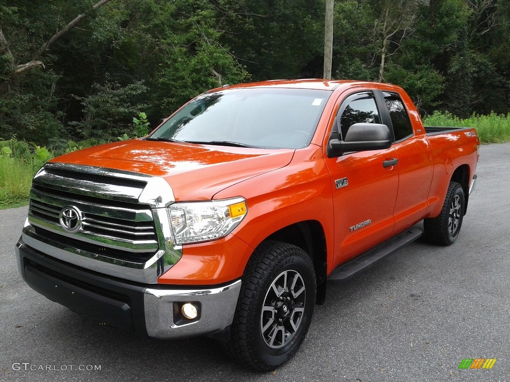 2016 Tundra SR5 Double Cab 4x4 - Inferno Orange / Black photo #2