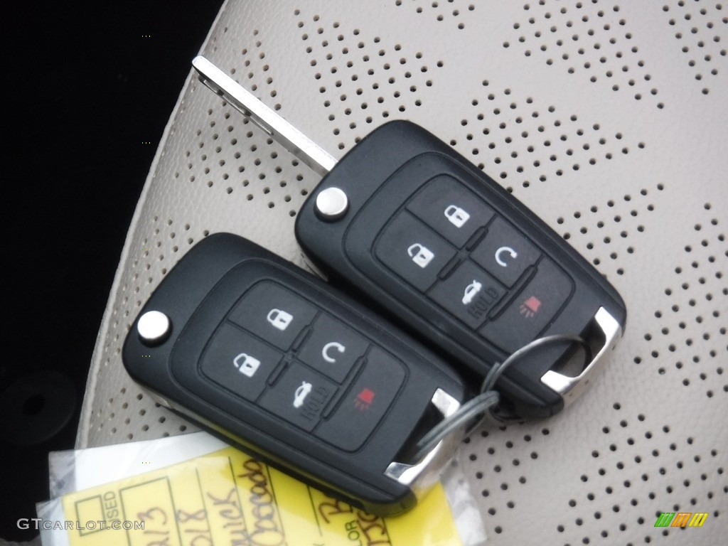 2018 Buick Cascada Premium Keys Photos