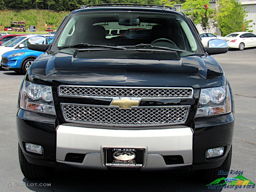 2011 Avalanche Z71 4x4 - Black / Ebony photo #8