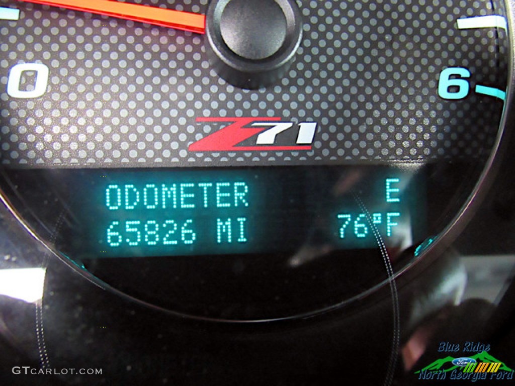 2011 Avalanche Z71 4x4 - Black / Ebony photo #11