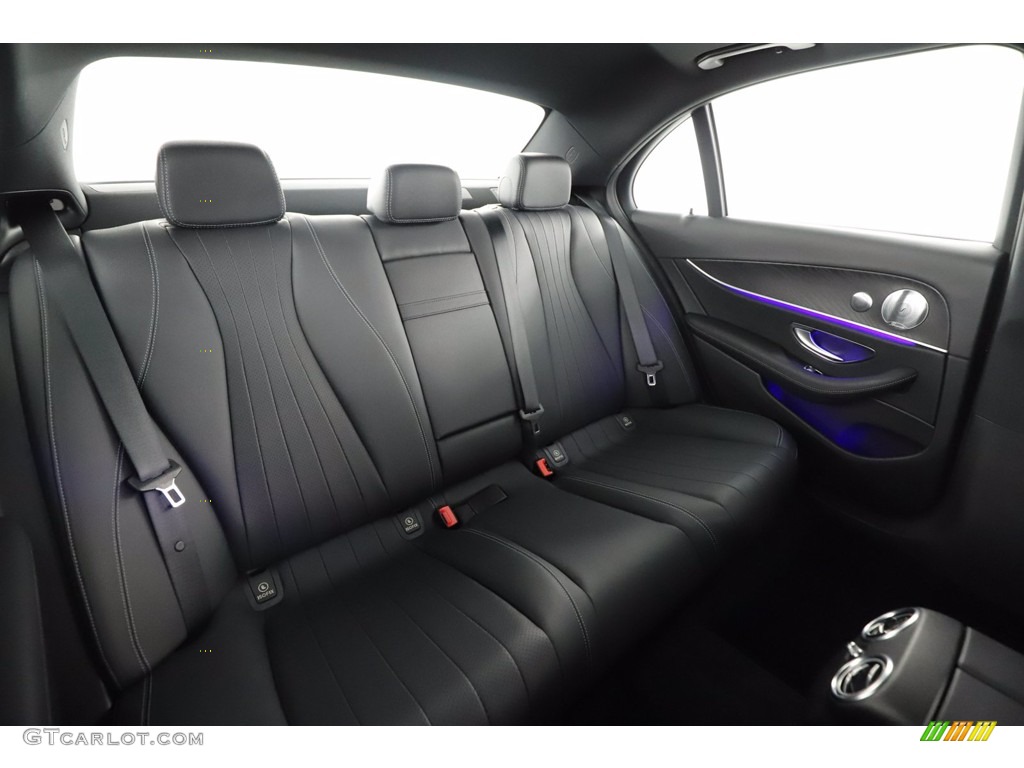 Black Interior 2017 Mercedes-Benz E 300 4Matic Sedan Photo #139420901