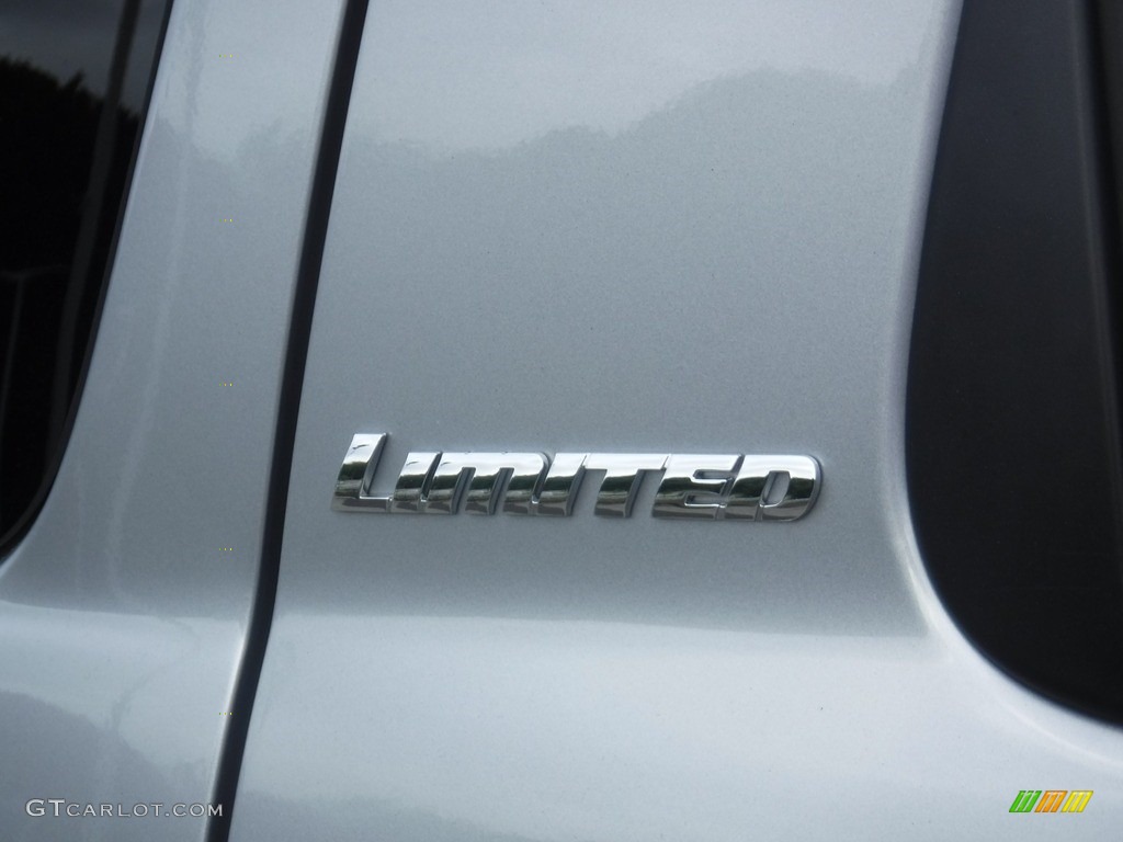 2017 Sequoia Limited 4x4 - Silver Sky Metallic / Graphite photo #13
