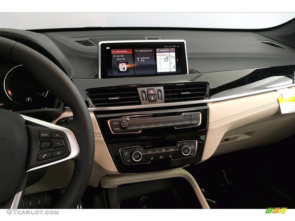 2021 BMW X1 sDrive28i Controls Photo #139424007