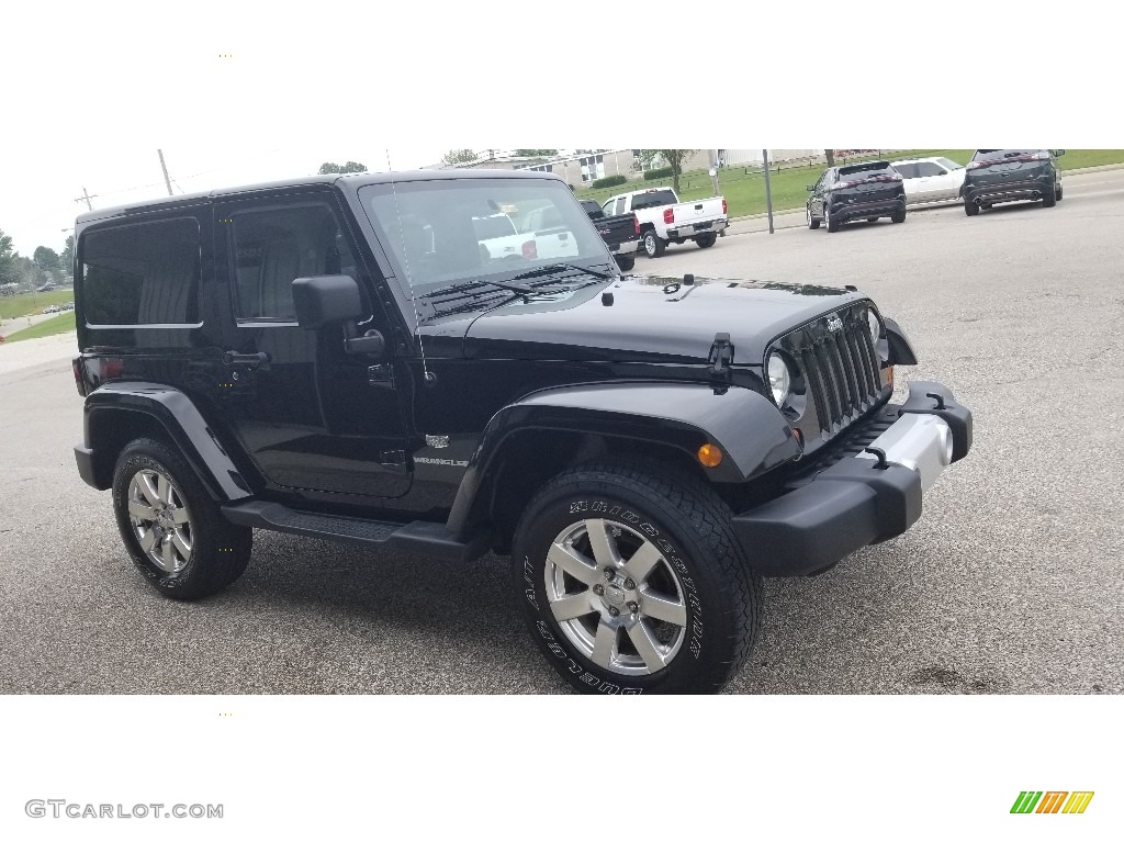 2011 Wrangler Sahara 70th Anniversary 4x4 - Black / Black/Dark Olive photo #1
