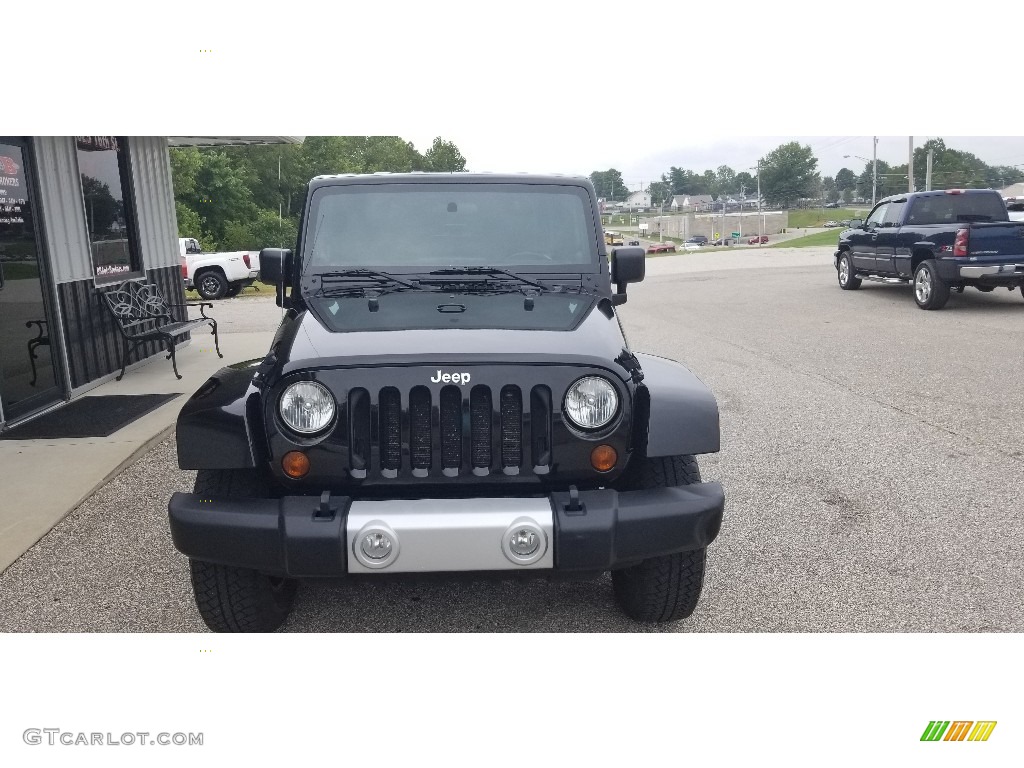2011 Wrangler Sahara 70th Anniversary 4x4 - Black / Black/Dark Olive photo #3