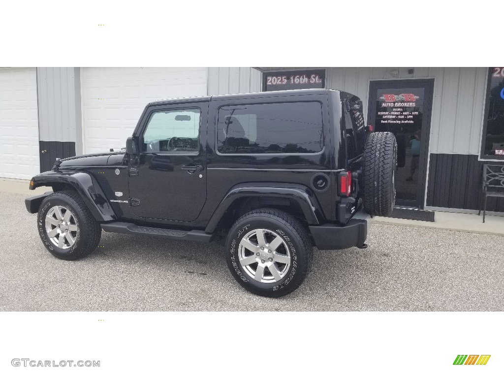 2011 Wrangler Sahara 70th Anniversary 4x4 - Black / Black/Dark Olive photo #6