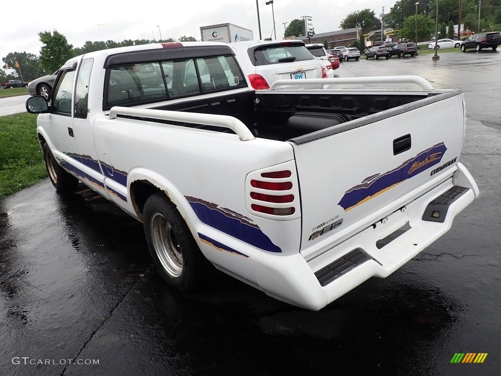 1996 S10 LS Extended Cab - Summit White / Graphite photo #11