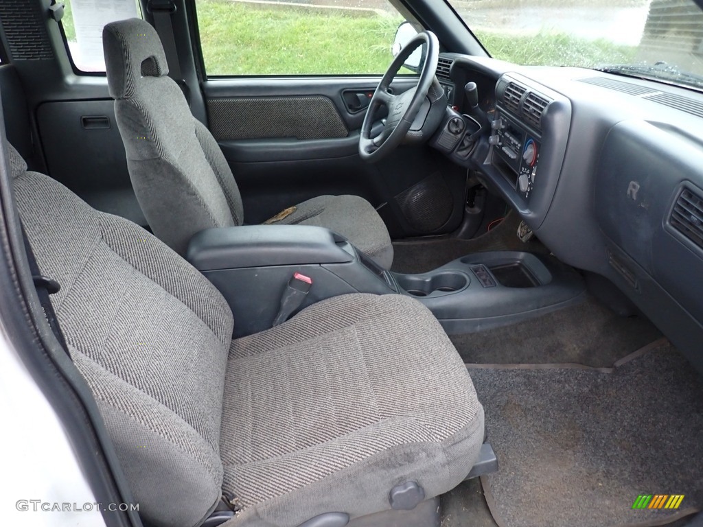 1996 S10 LS Extended Cab - Summit White / Graphite photo #16