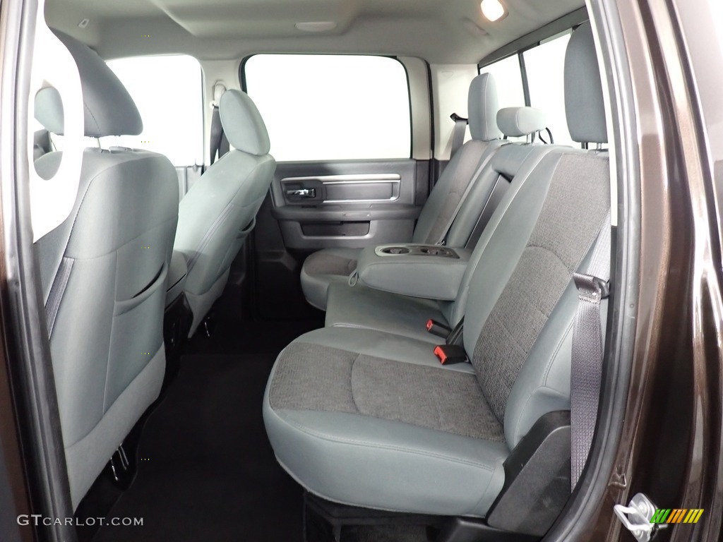 2017 1500 Big Horn Crew Cab 4x4 - Luxury Brown Pearl / Black/Diesel Gray photo #28