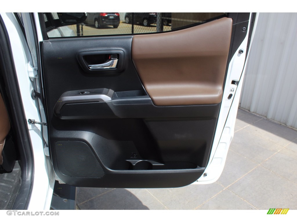 2018 Toyota Tacoma Limited Double Cab 4x4 Door Panel Photos