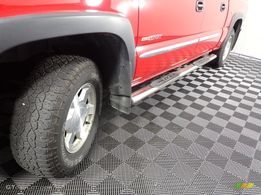 2006 Sierra 1500 SLE Crew Cab 4x4 - Fire Red / Dark Pewter photo #9