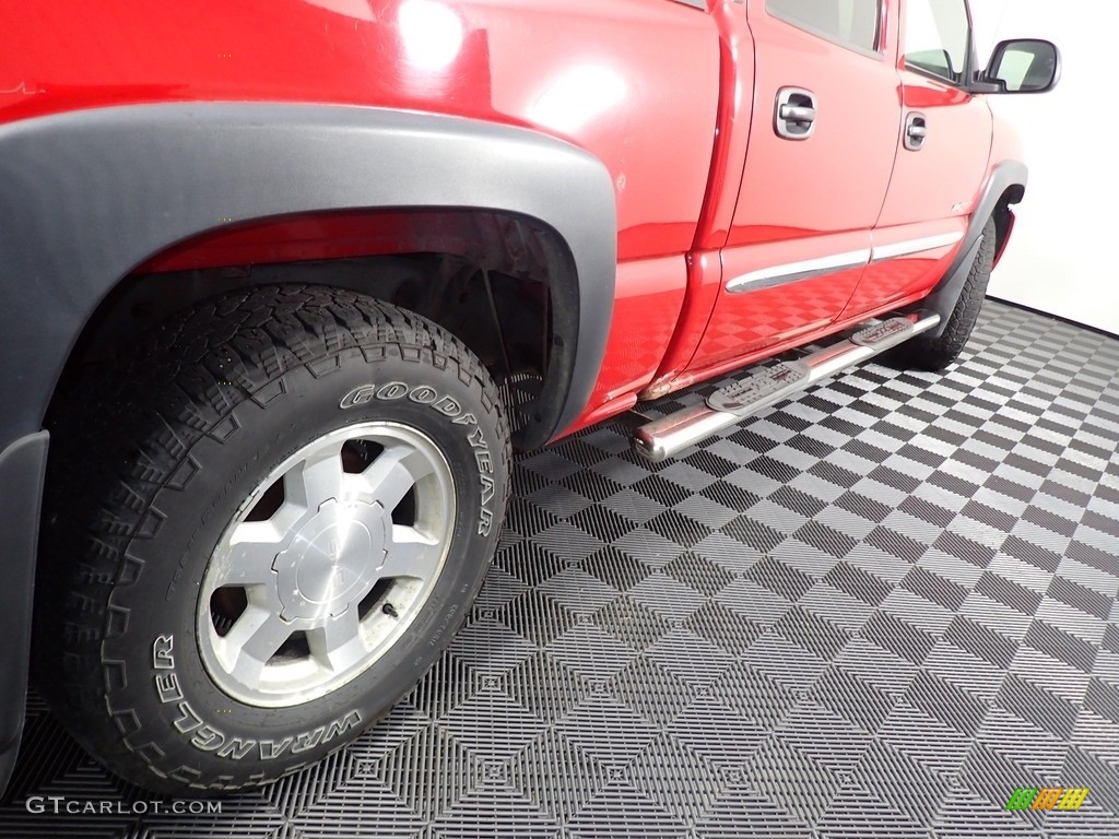 2006 Sierra 1500 SLE Crew Cab 4x4 - Fire Red / Dark Pewter photo #16