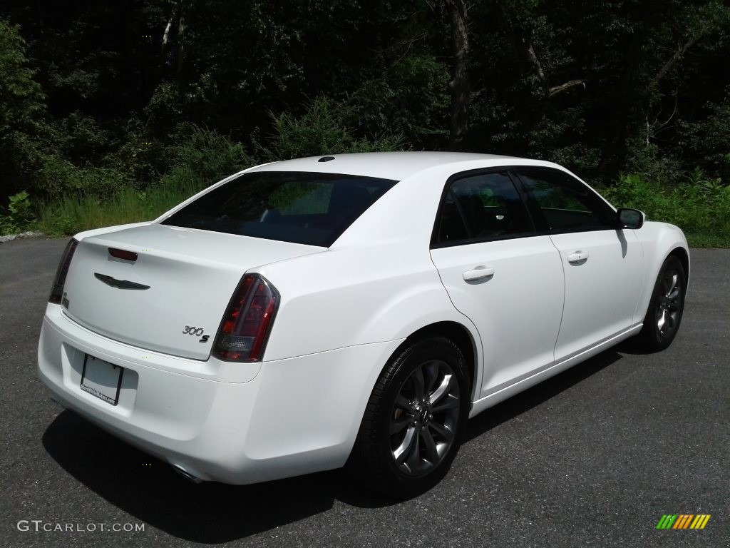 2014 300 S AWD - Bright White / Black photo #6