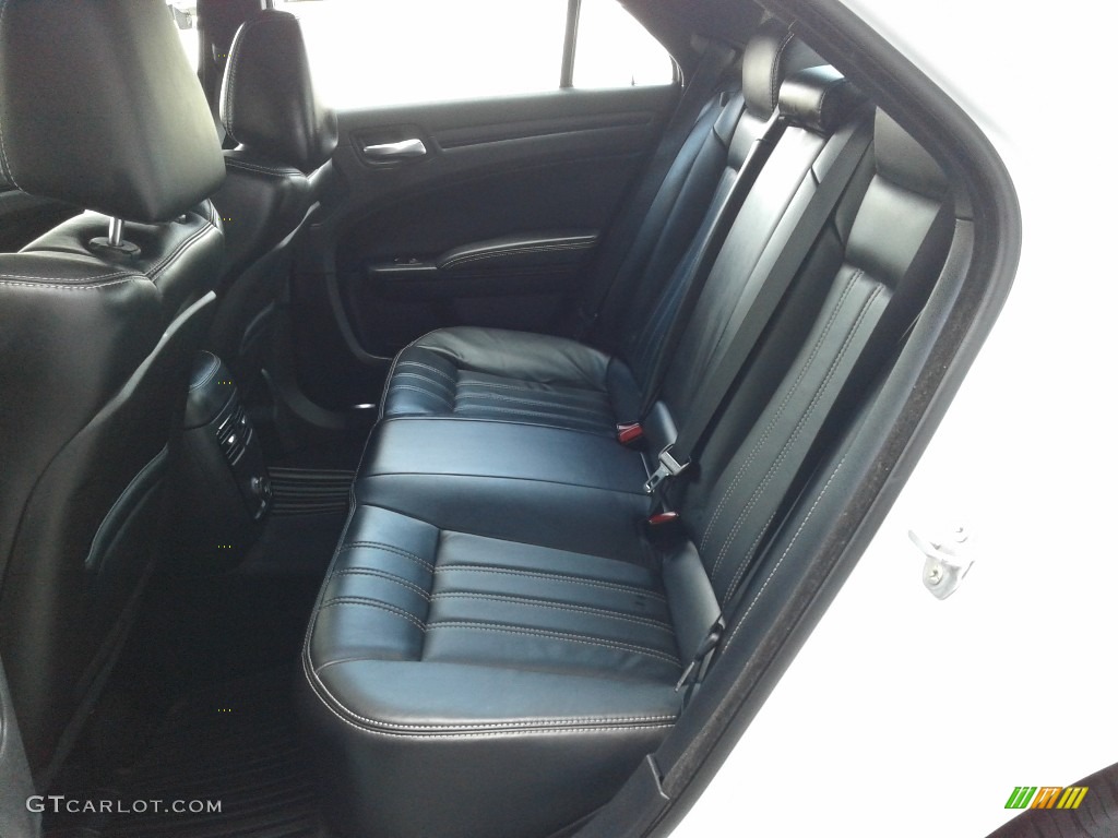 Black Interior 2014 Chrysler 300 S AWD Photo #139429443