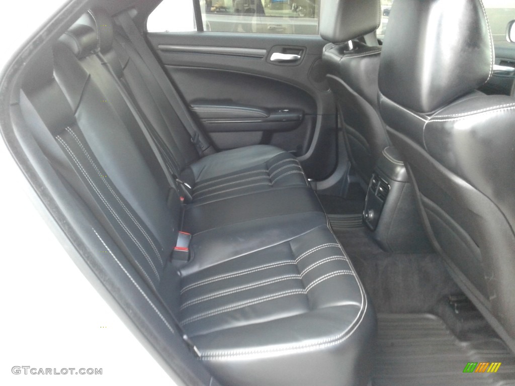 2014 Chrysler 300 S AWD Rear Seat Photo #139429496
