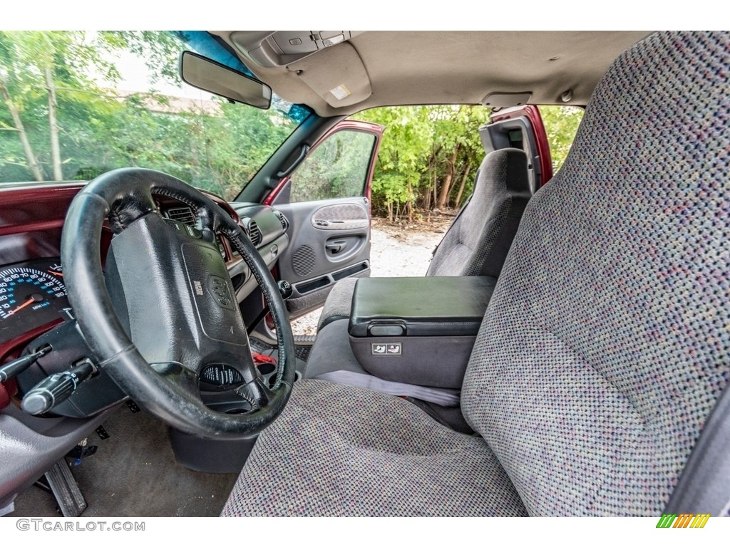 2001 Ram 3500 SLT Quad Cab - Dark Garnet Red Pearl / Agate photo #18