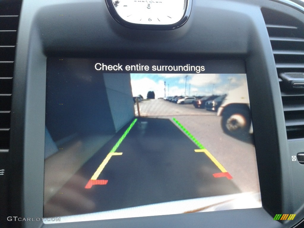 2014 300 S AWD - Bright White / Black photo #25