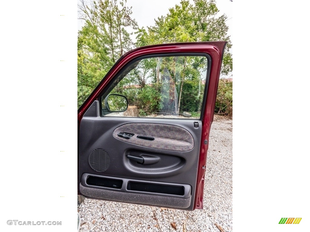 2001 Dodge Ram 3500 SLT Quad Cab Agate Door Panel Photo #139429752