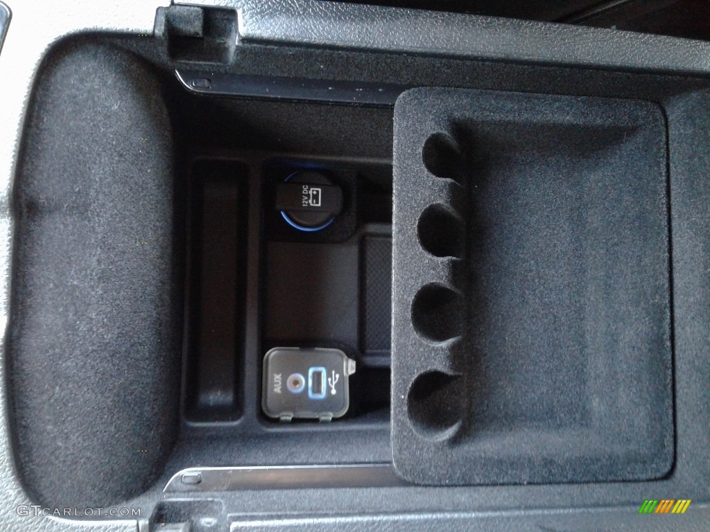 2014 300 S AWD - Bright White / Black photo #28