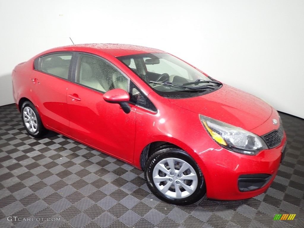 2013 Rio LX Sedan - Signal Red / Beige photo #2