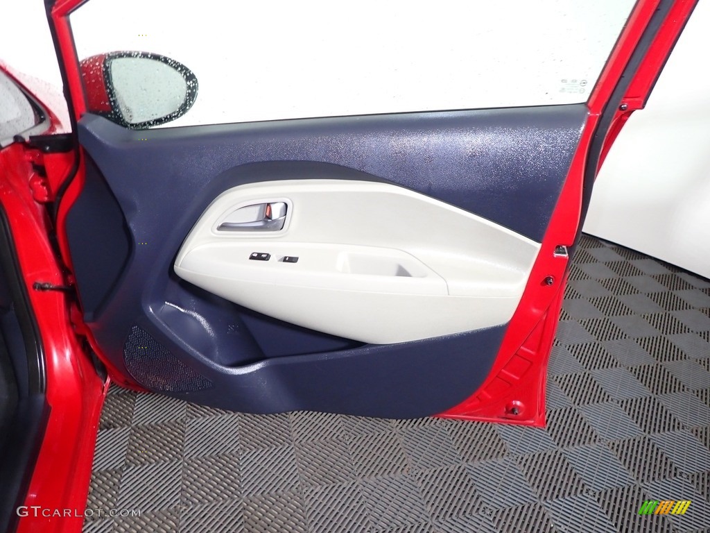 2013 Rio LX Sedan - Signal Red / Beige photo #24