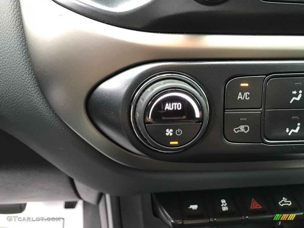 2019 Chevrolet Colorado Z71 Extended Cab 4x4 Controls Photo #139434111