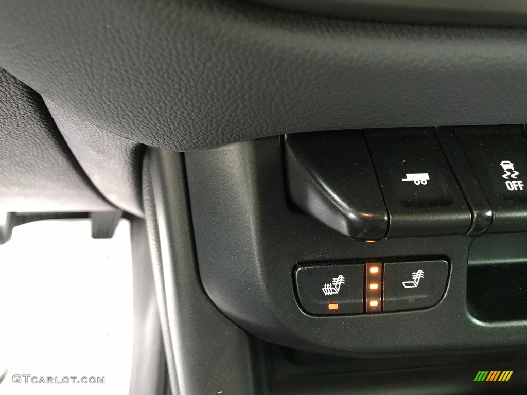 2019 Chevrolet Colorado Z71 Extended Cab 4x4 Controls Photo #139434165