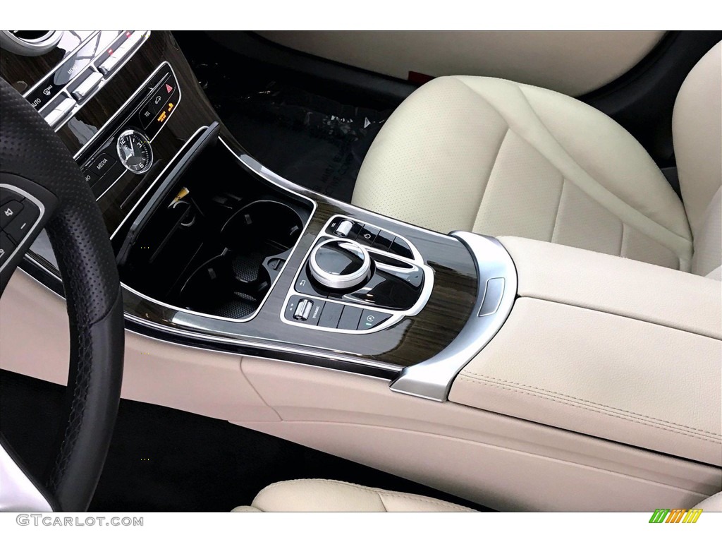 2017 Mercedes-Benz C 300 4Matic Sedan Controls Photos