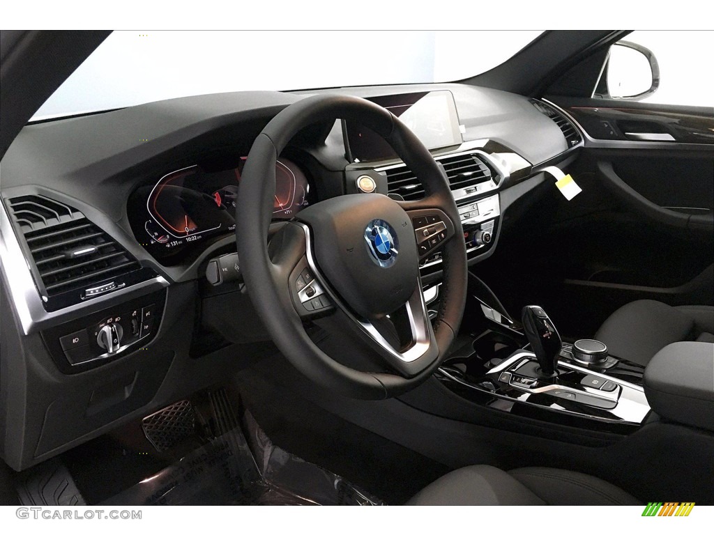 2021 BMW X4 xDrive30i Black Dashboard Photo #139435452