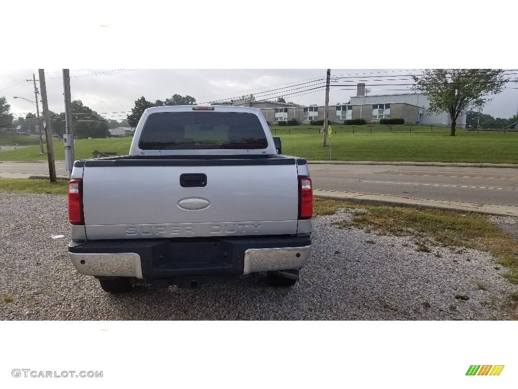 2011 F250 Super Duty XLT Crew Cab 4x4 - Ingot Silver Metallic / Steel Gray photo #6