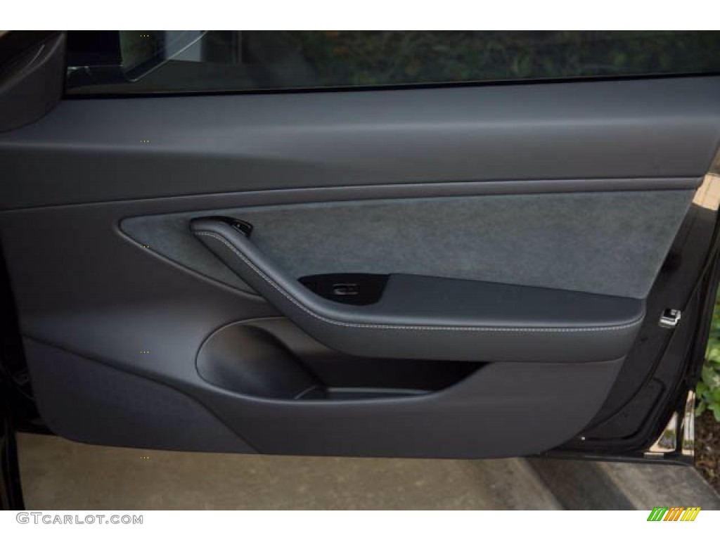 2019 Tesla Model 3 Standard Range Door Panel Photos