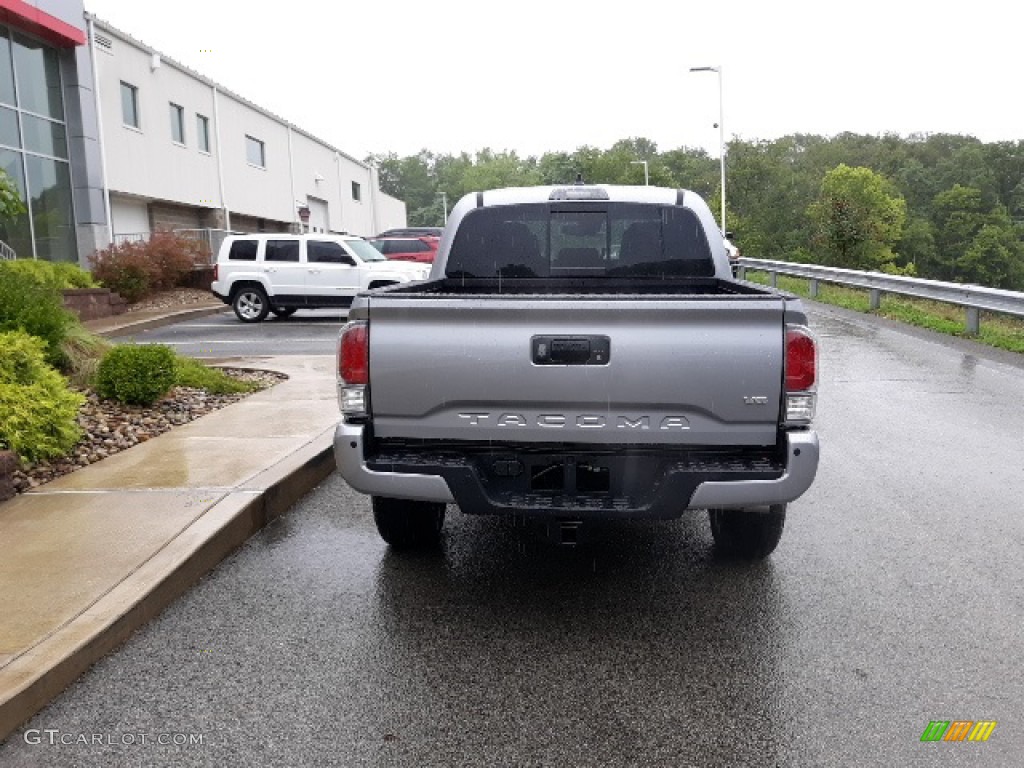 2020 Tacoma TRD Off Road Double Cab 4x4 - Silver Sky Metallic / TRD Cement/Black photo #31