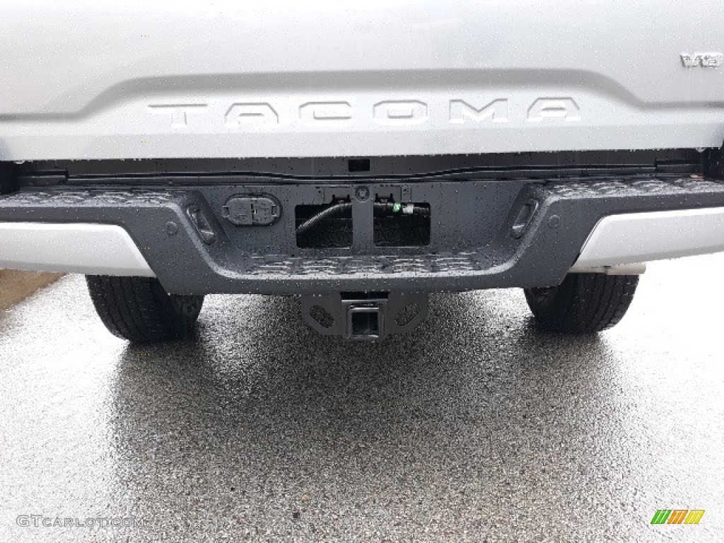2020 Tacoma TRD Off Road Double Cab 4x4 - Silver Sky Metallic / TRD Cement/Black photo #32