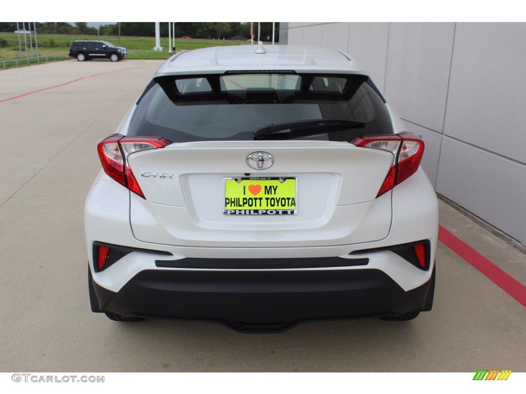 2020 C-HR LE - Blizzard Pearl / Black photo #7