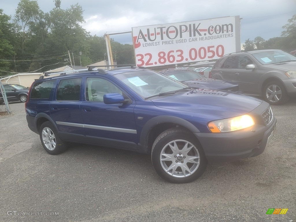 Barents Blue Metallic Volvo XC70