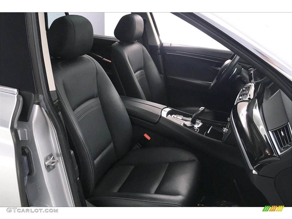 2017 BMW 5 Series 535i Gran Turismo Front Seat Photos