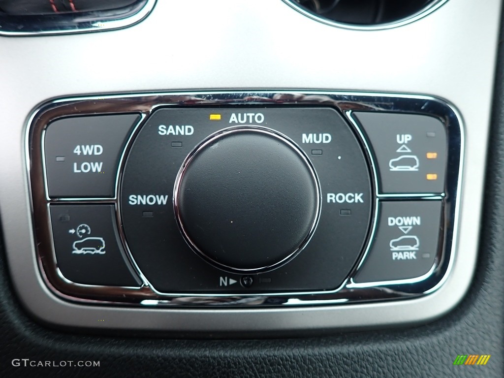 2020 Jeep Grand Cherokee Trailhawk 4x4 Controls Photo #139450990
