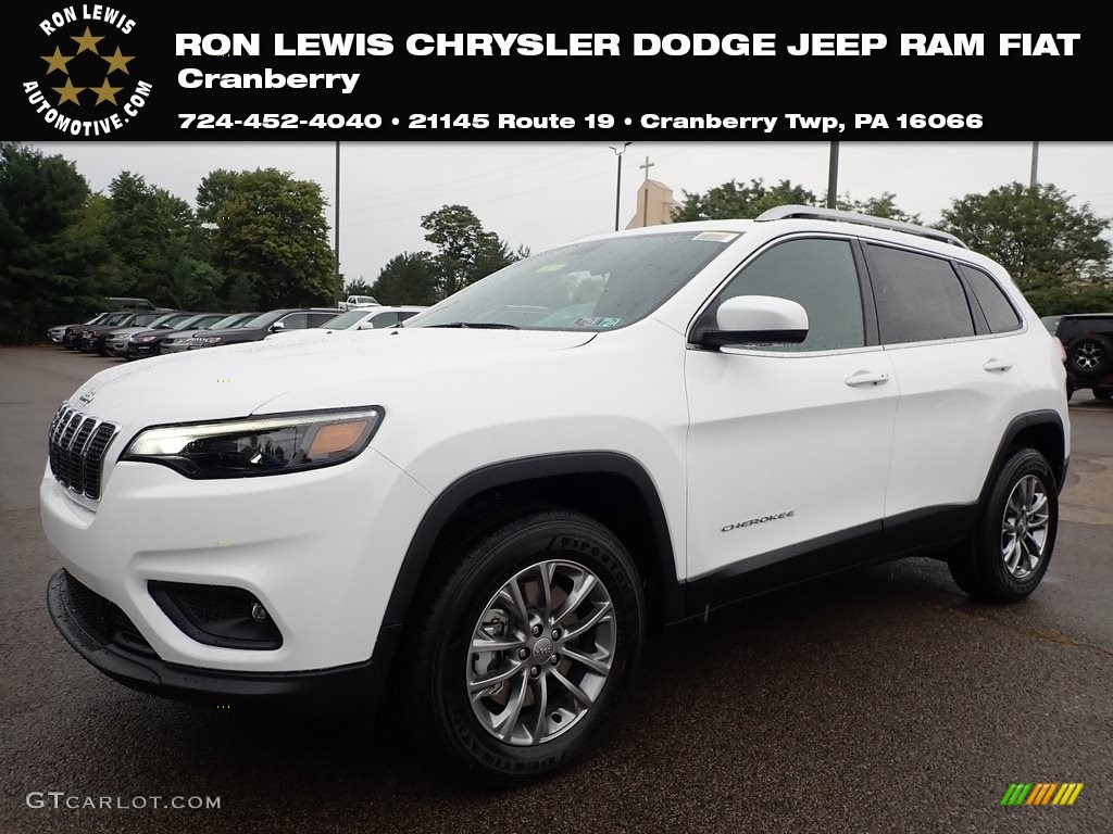 2020 Cherokee Latitude Plus 4x4 - Bright White / Black photo #1