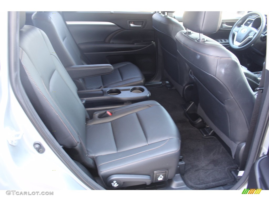 2018 Highlander XLE - Celestial Silver Metallic / Black photo #26