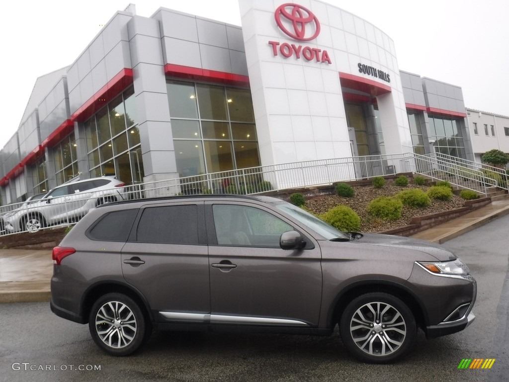 Quartz Brown 2016 Mitsubishi Outlander SEL S-AWC Exterior Photo #139453984