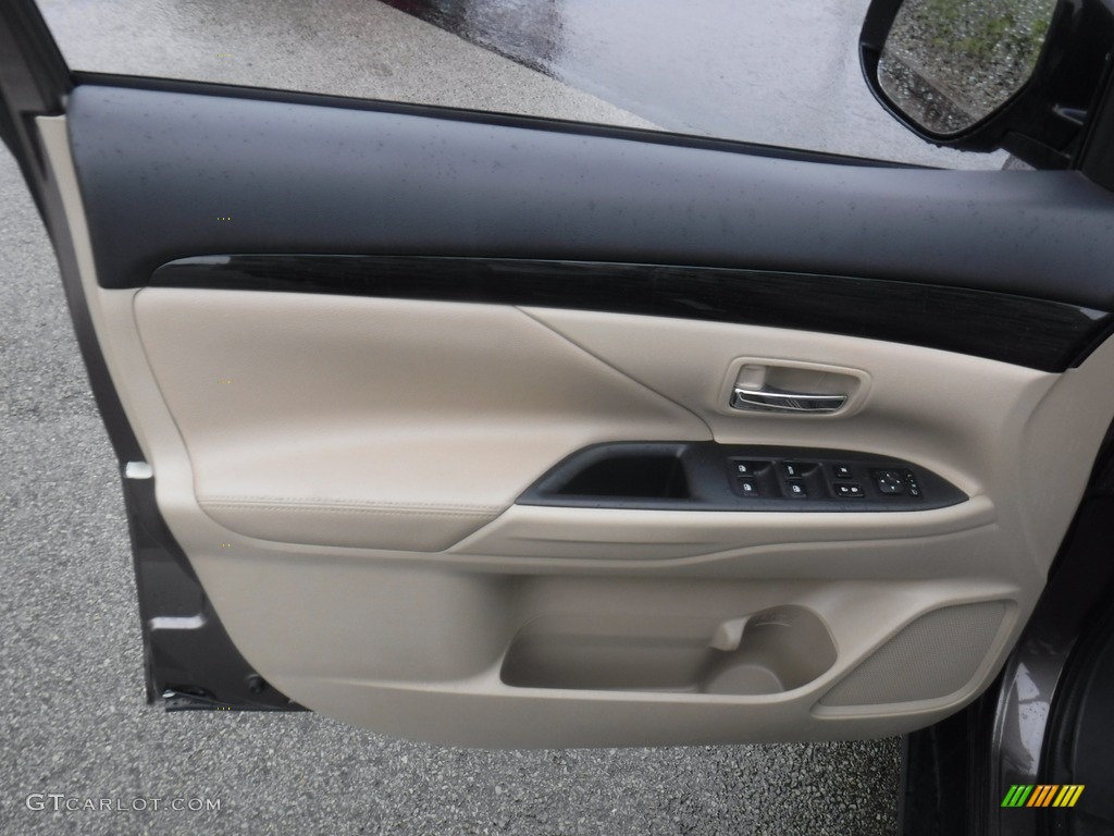 2016 Mitsubishi Outlander SEL S-AWC Beige Door Panel Photo #139454050