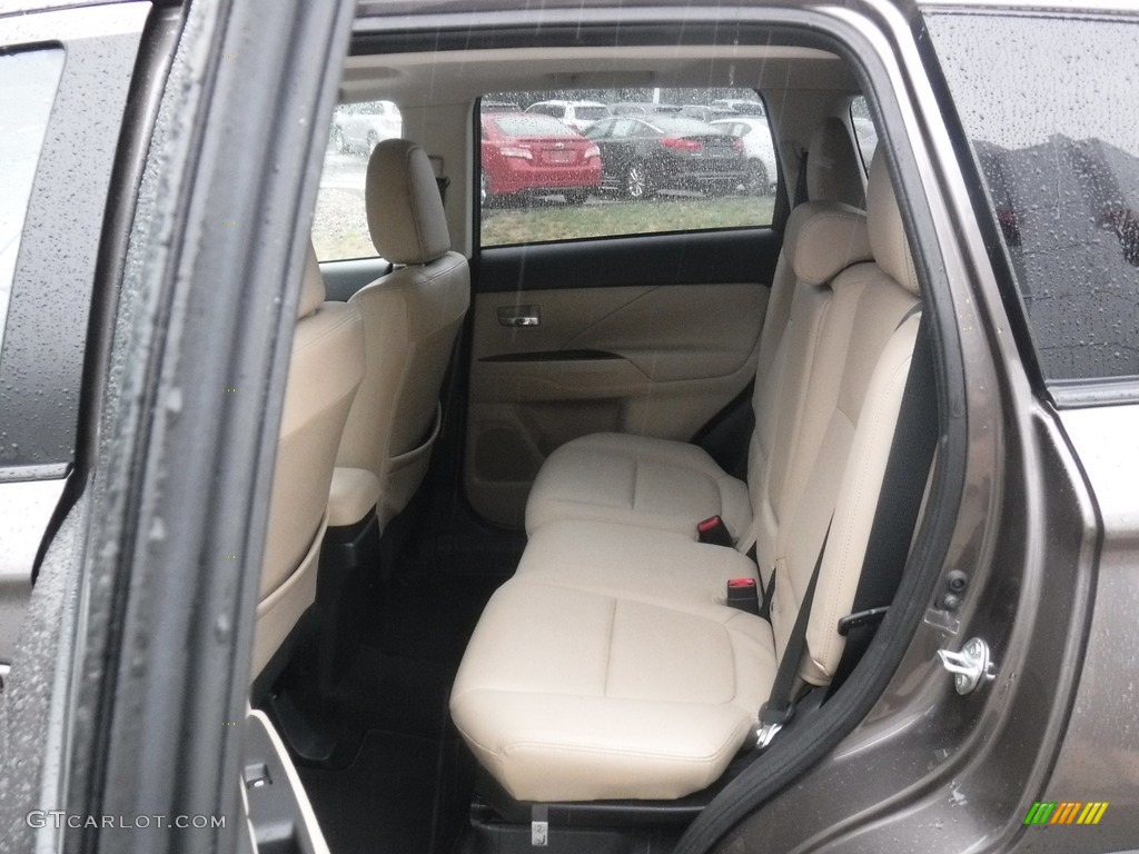 2016 Mitsubishi Outlander SEL S-AWC Rear Seat Photo #139454125