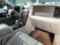 2013 White Platinum Metallic Tri-Coat Lincoln Navigator 4x4  photo #12