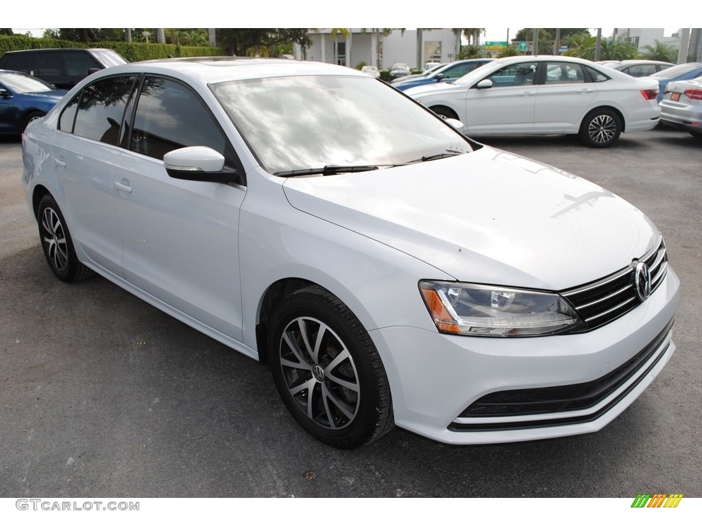 2017 Jetta SE - White Silver / Titan Black photo #2