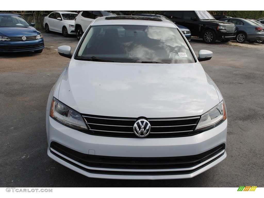 2017 Jetta SE - White Silver / Titan Black photo #3