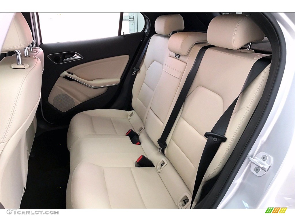 2018 Mercedes-Benz GLA 250 4Matic Rear Seat Photo #139460765