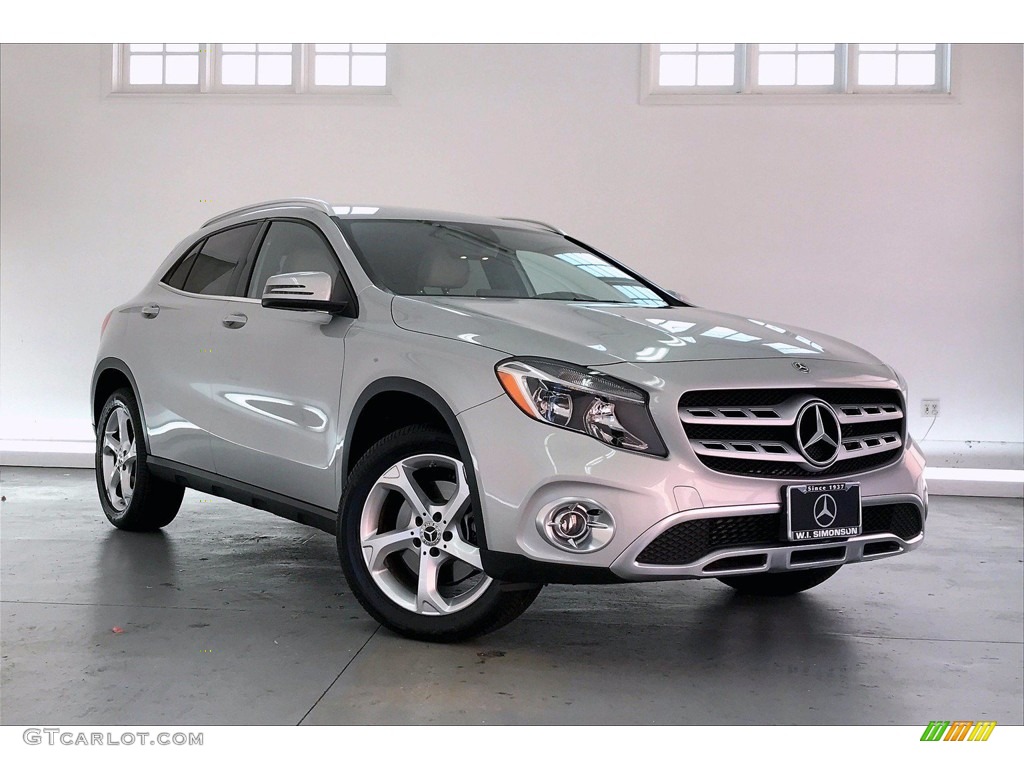 Polar Silver Metallic 2018 Mercedes-Benz GLA 250 4Matic Exterior Photo #139461275