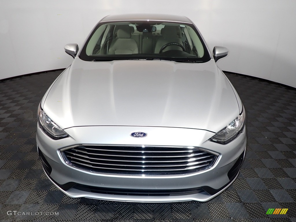 2019 Fusion Hybrid SE - Ingot Silver / Ebony photo #4