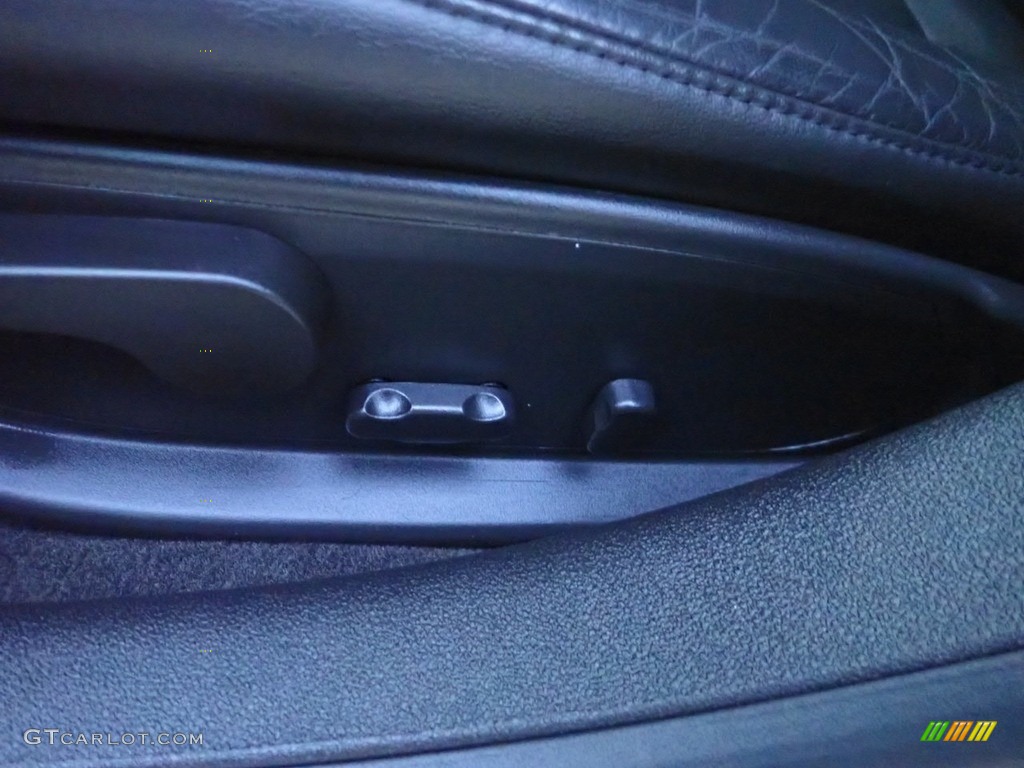 2016 Chevrolet Impala Limited LTZ Front Seat Photo #139465382